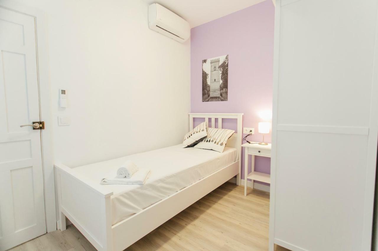 Colorful And Diaphanous- 3bd 1bth - Peral Apartament Sewilla